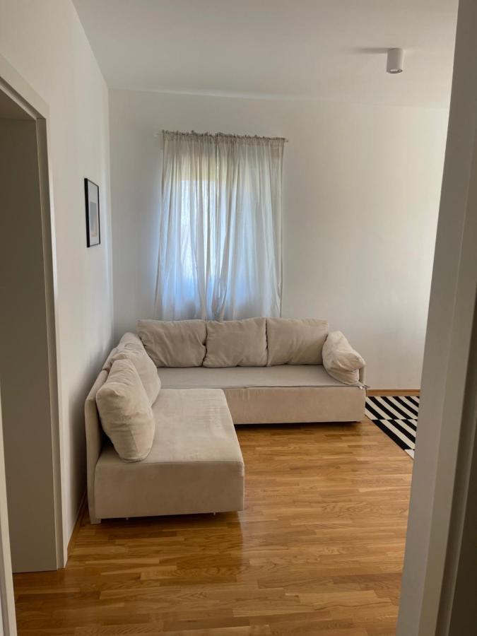 Apartments Mali Ivo Nin Extérieur photo